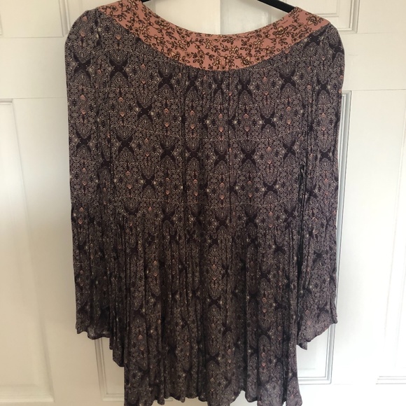 Patterned Blouse - Picture 1 of 3